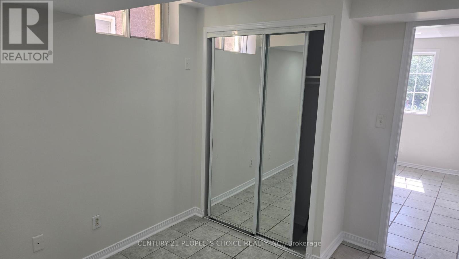 Bsmt - 38 Goreridge Crescent, Brampton, Ontario  L6P 1P1 - Photo 7 - W12605246