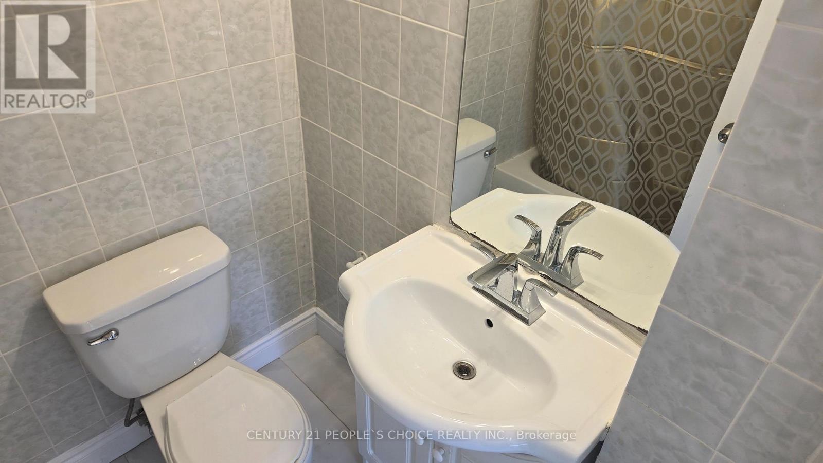 Bsmt - 38 Goreridge Crescent, Brampton, Ontario  L6P 1P1 - Photo 8 - W12605246