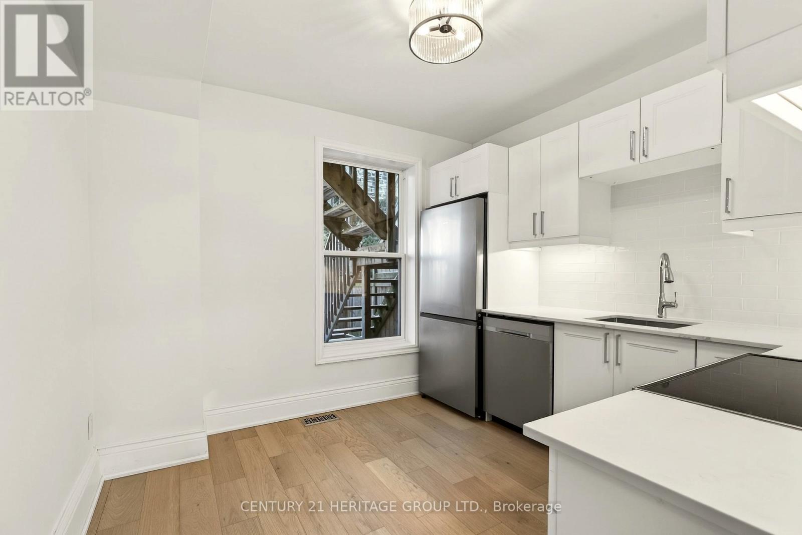 295 Locke Street S, Hamilton, Ontario  L8P 4C3 - Photo 23 - X12607246