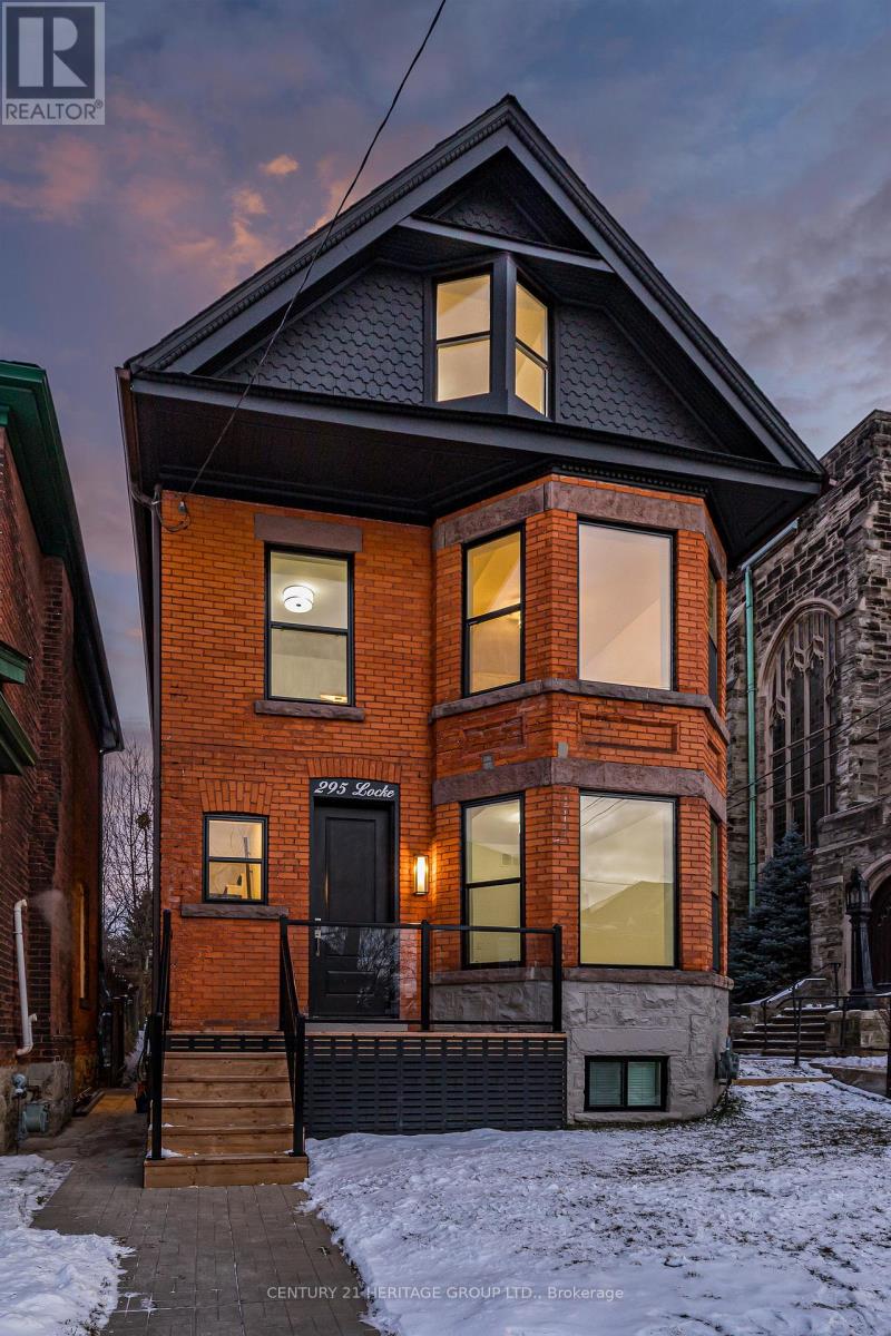 295 Locke Street S, Hamilton, Ontario  L8P 4C3 - Photo 4 - X12607246