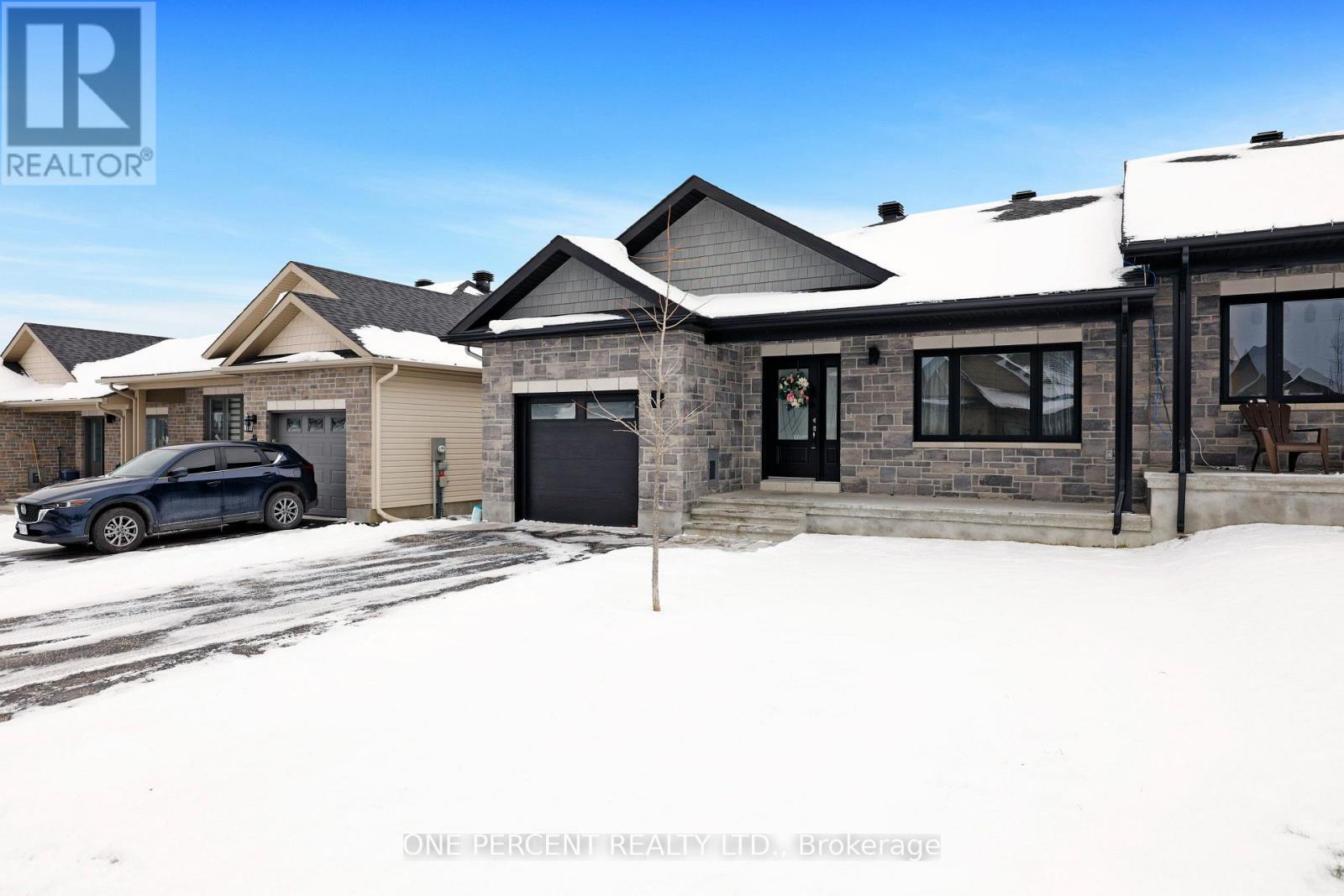 4 Yade Road, Arnprior, Ontario  K7S 0H9 - Photo 3 - X12607304