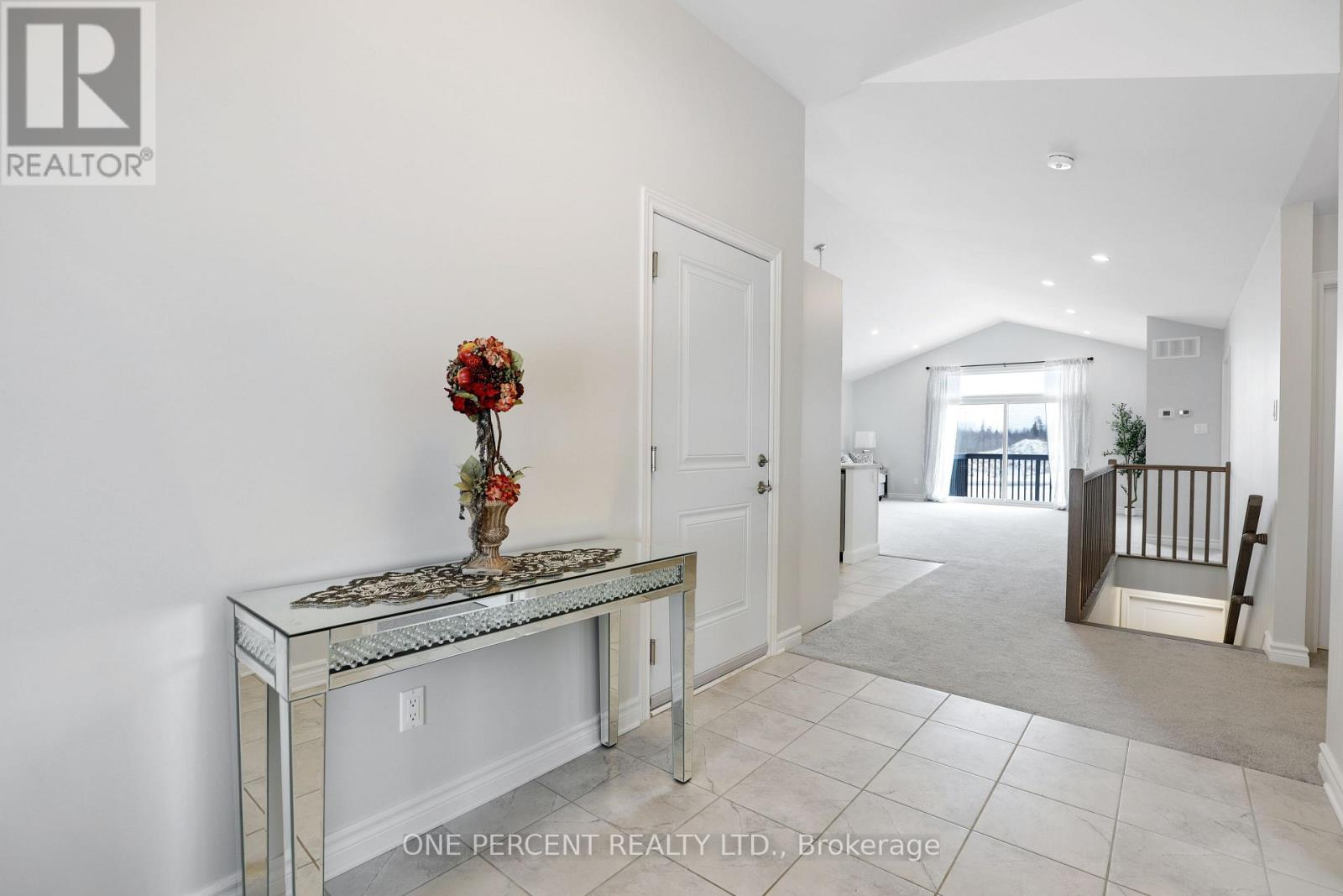 4 Yade Road, Arnprior, Ontario  K7S 0H9 - Photo 5 - X12607304