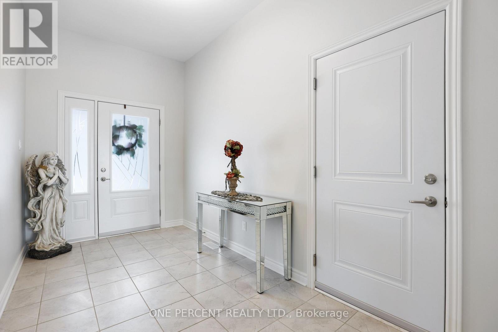 4 Yade Road, Arnprior, Ontario  K7S 0H9 - Photo 6 - X12607304