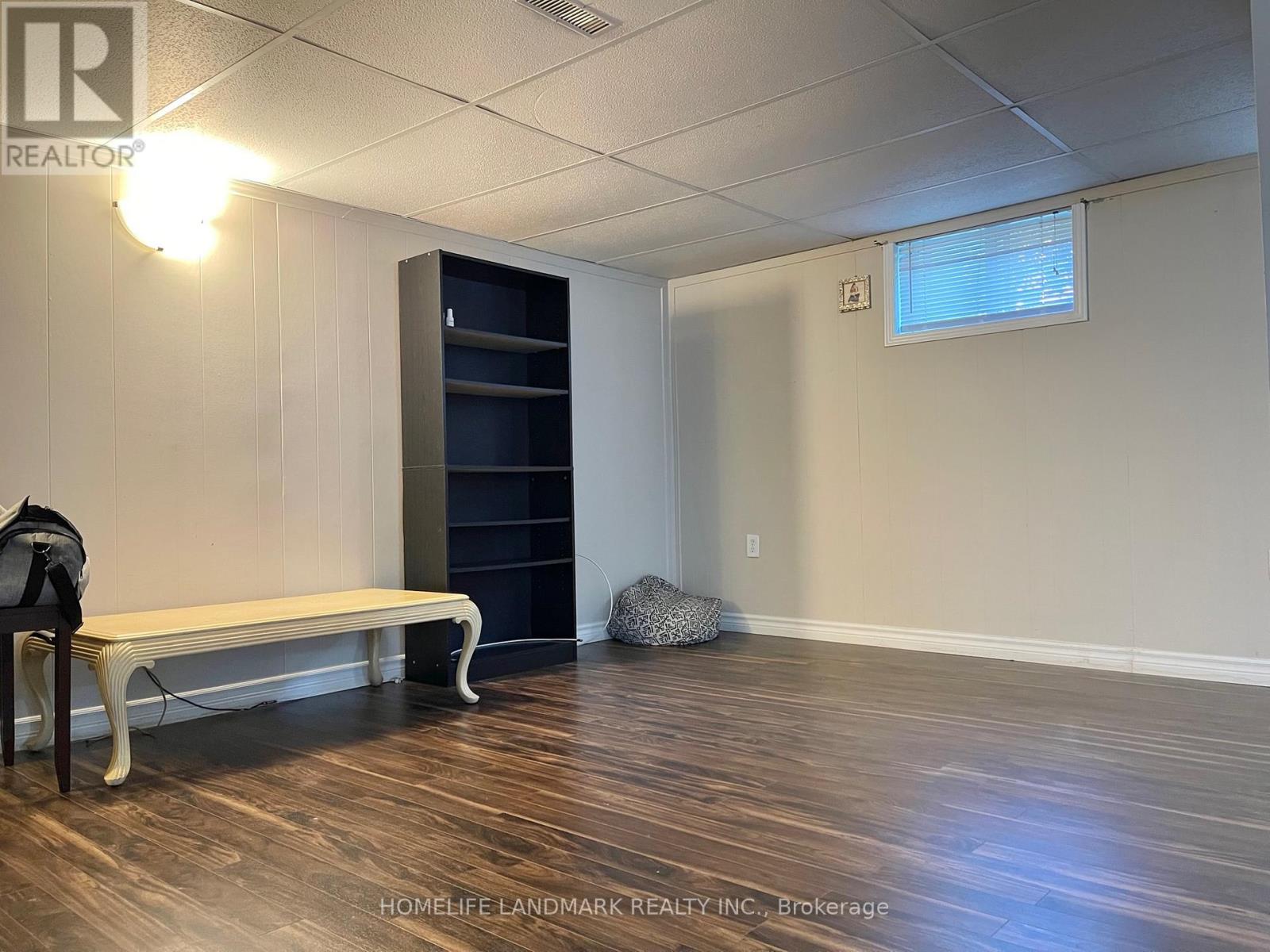 Bsmt - 31 Compton Drive, Toronto, Ontario  M1R 4A5 - Photo 5 - E12532754