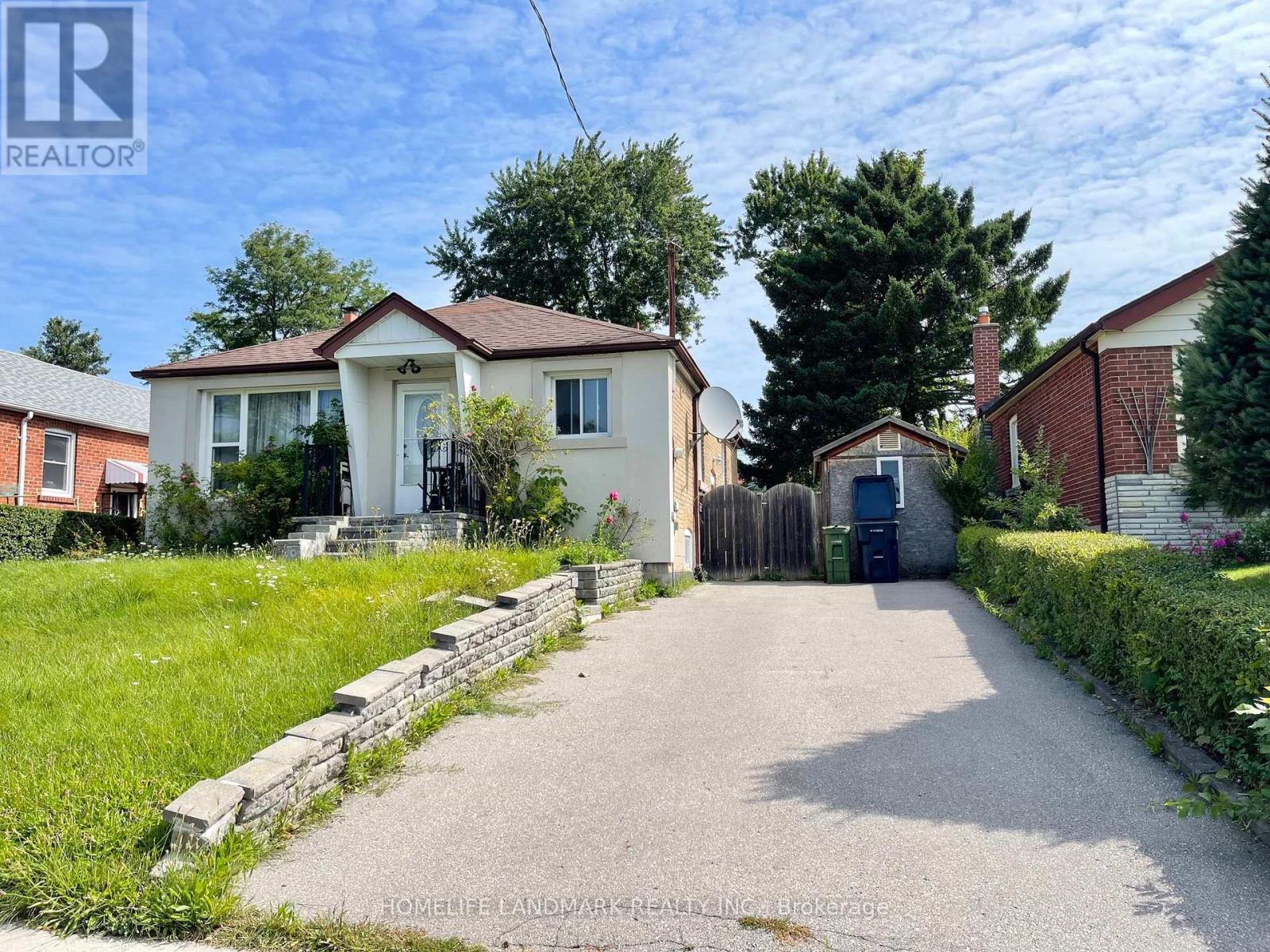 BSMT - 31 COMPTON DRIVE, Toronto, Ontario