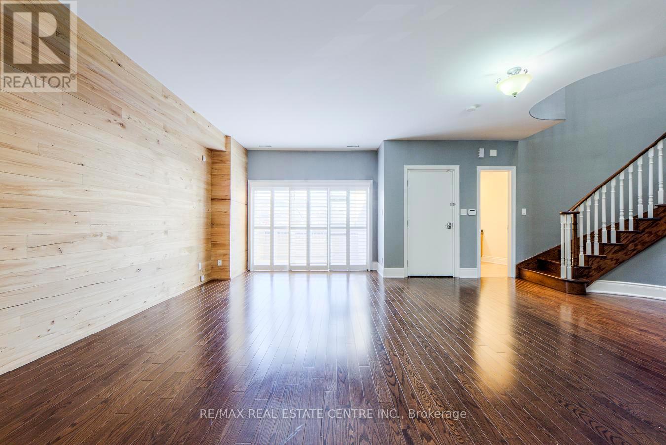 9075 Derry Road, Milton (Cl Clarke), Ontario  L9T 7Y9 - Photo 8 - W12577400