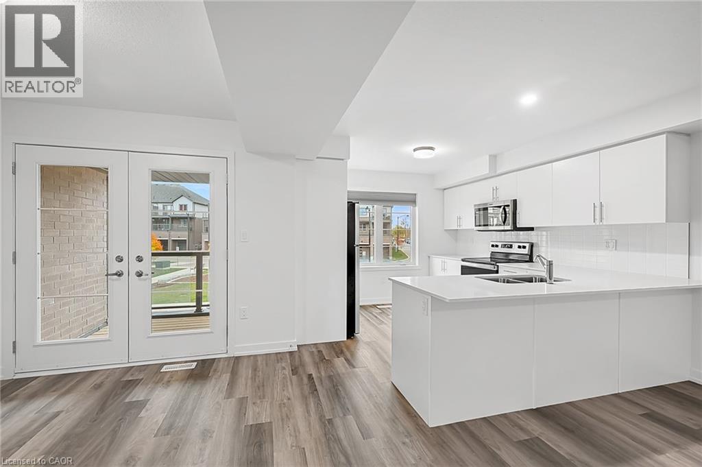 205 West Oak Trail Unit# 12, Kitchener, Ontario  N2R 0R9 - Photo 16 - 40792275