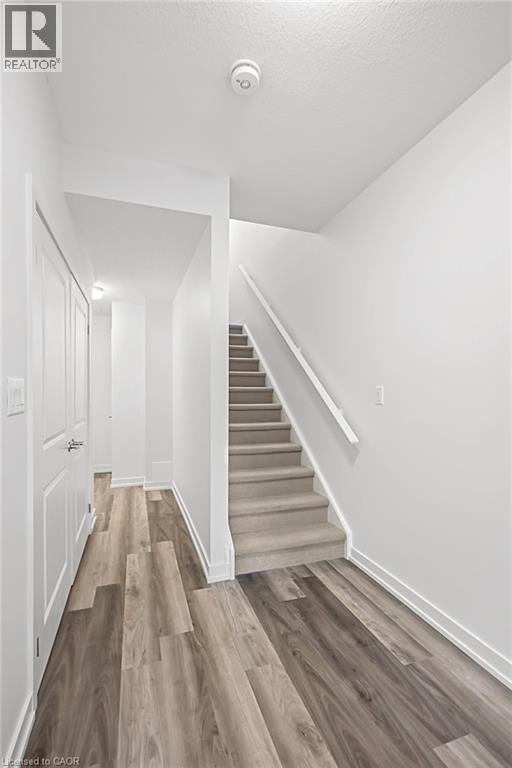 205 West Oak Trail Unit# 12, Kitchener, Ontario  N2R 0R9 - Photo 6 - 40792275