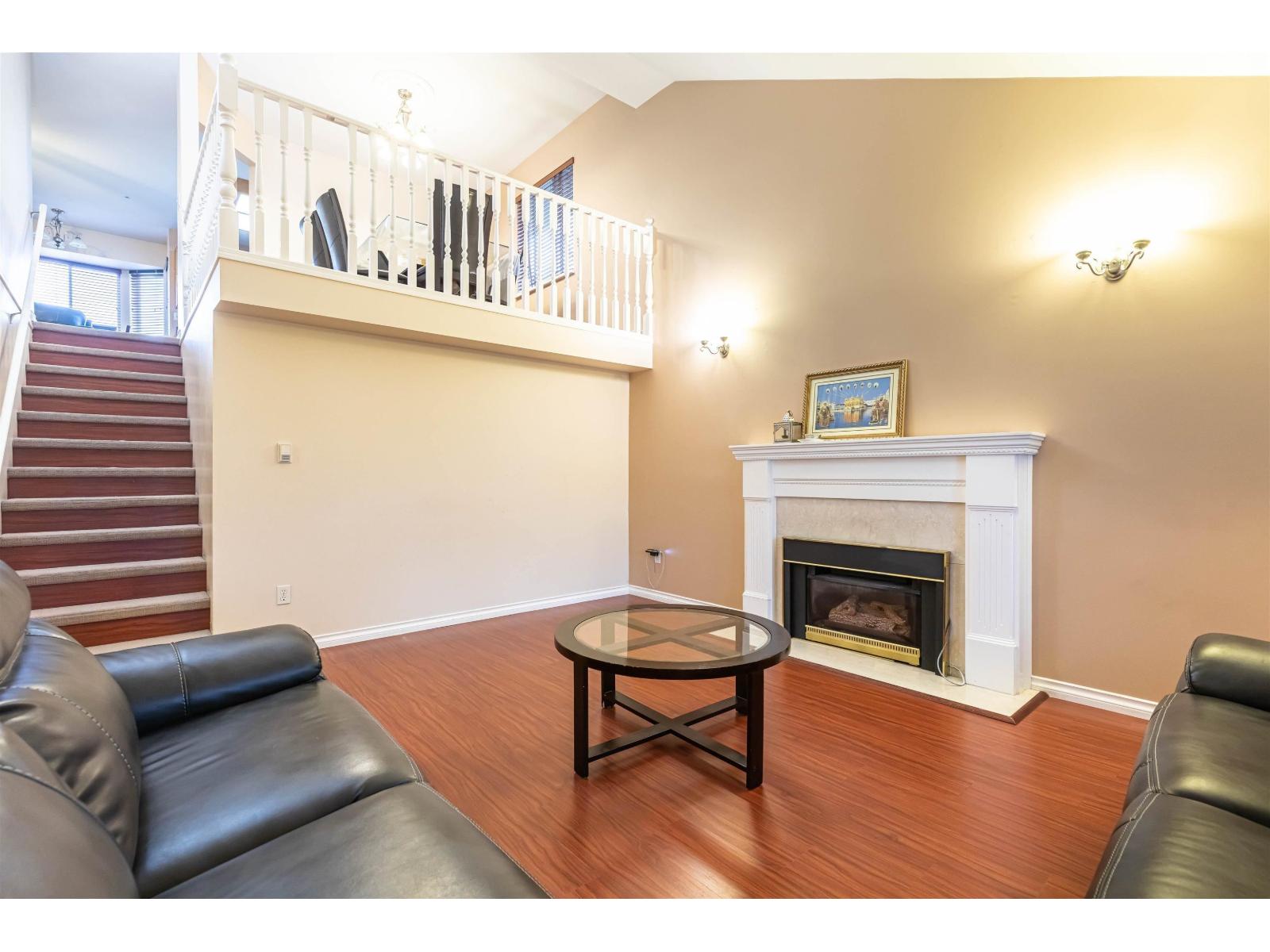 14312 69a Street, Surrey, British Columbia  V3W 0E2 - Photo 5 - R3072155