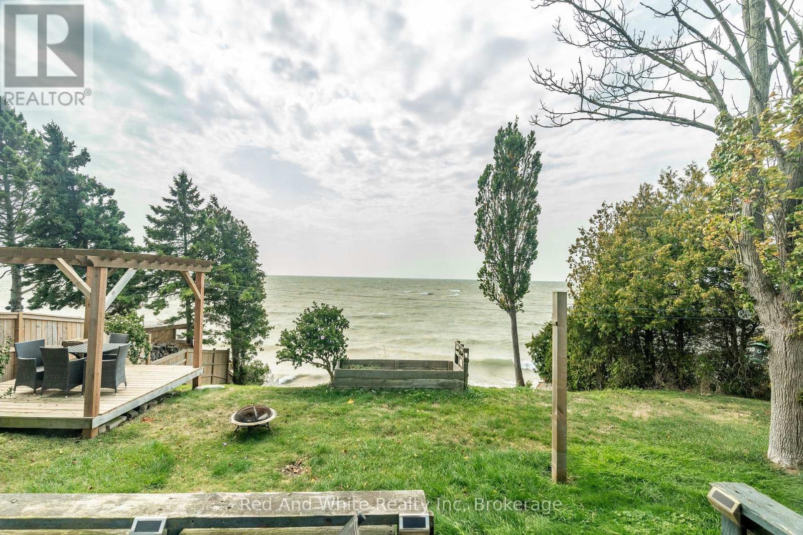 22 Erieview Lane, Haldimand, Ontario  N0A 1L0 - Photo 3 - X12607314