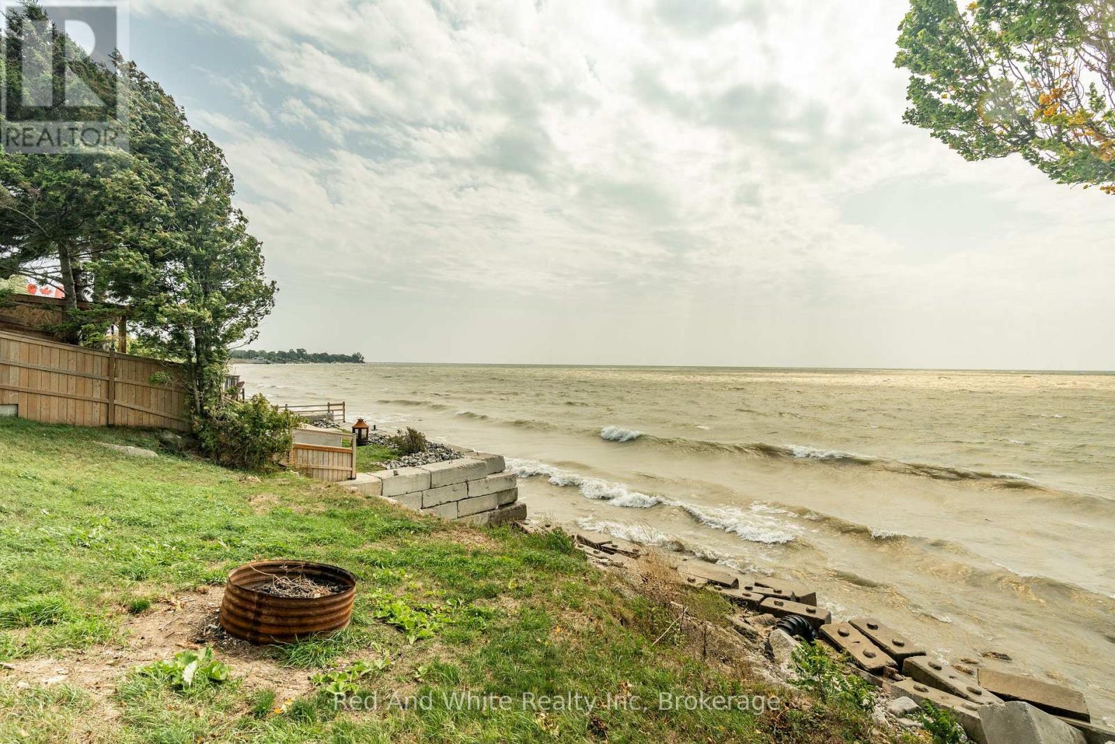 22 Erieview Lane, Haldimand, Ontario  N0A 1L0 - Photo 5 - X12607314