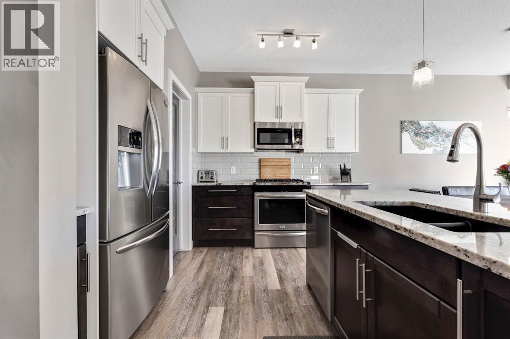 129 Wildrose Green, Strathmore, Alberta  T1P 0G4 - Photo 5 - A2264894