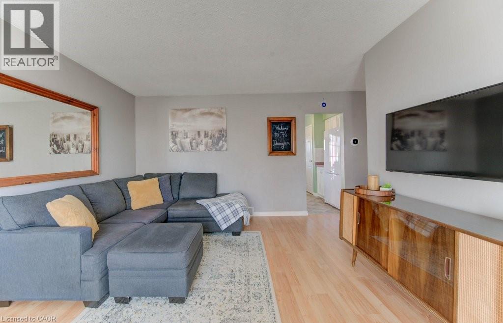 76 Devonglen Drive, Kitchener, Ontario N2E 2C5 - Photo 7 - 40789724