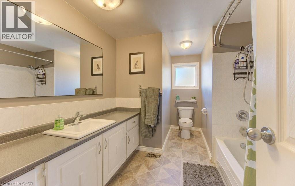 76 Devonglen Drive, Kitchener, Ontario N2E 2C5 - Photo 17 - 40789724