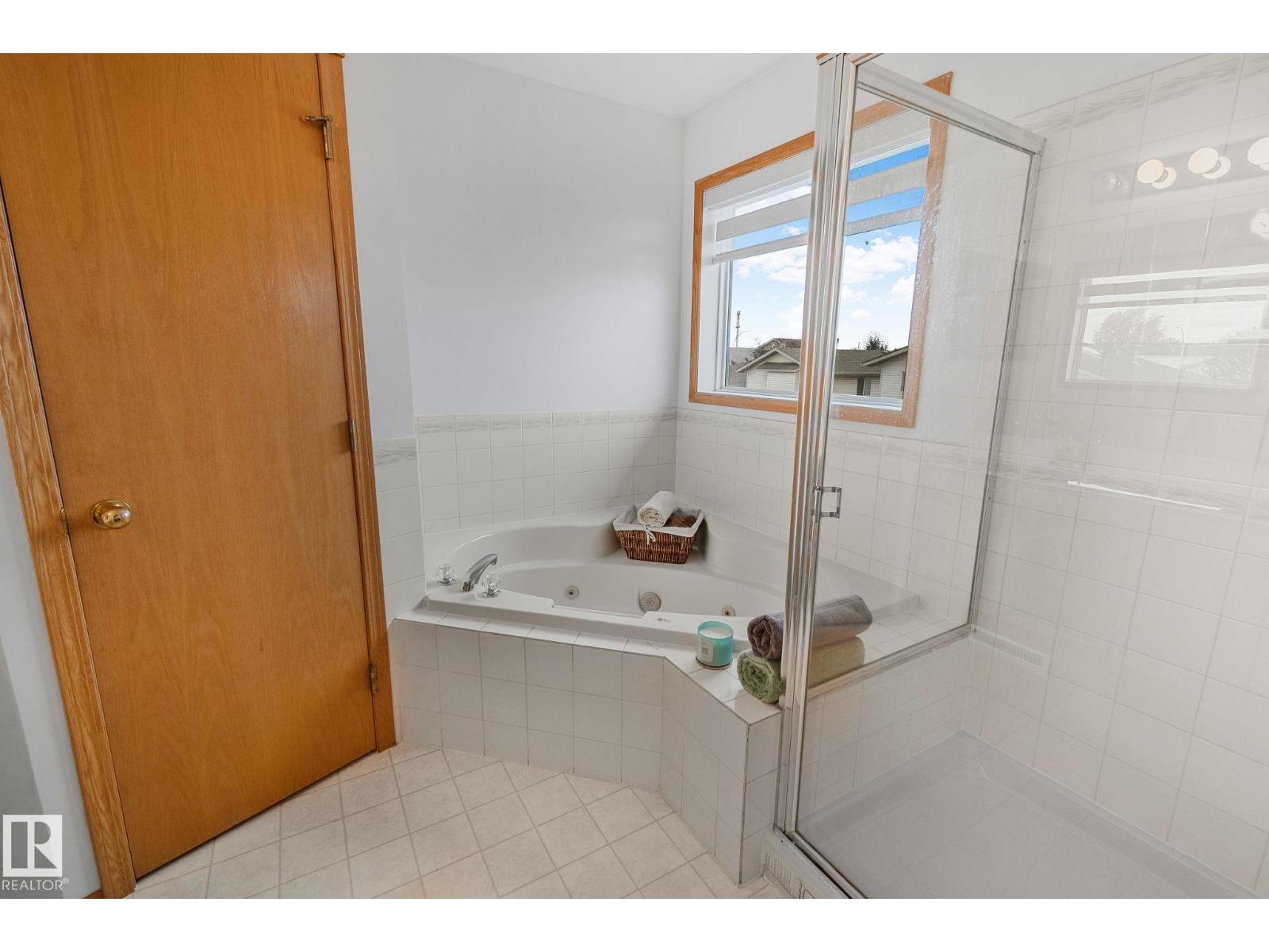 1238 Joyce Cr Nw Nw, Edmonton, Alberta  T6L 6V3 - Photo 28 - E4461624