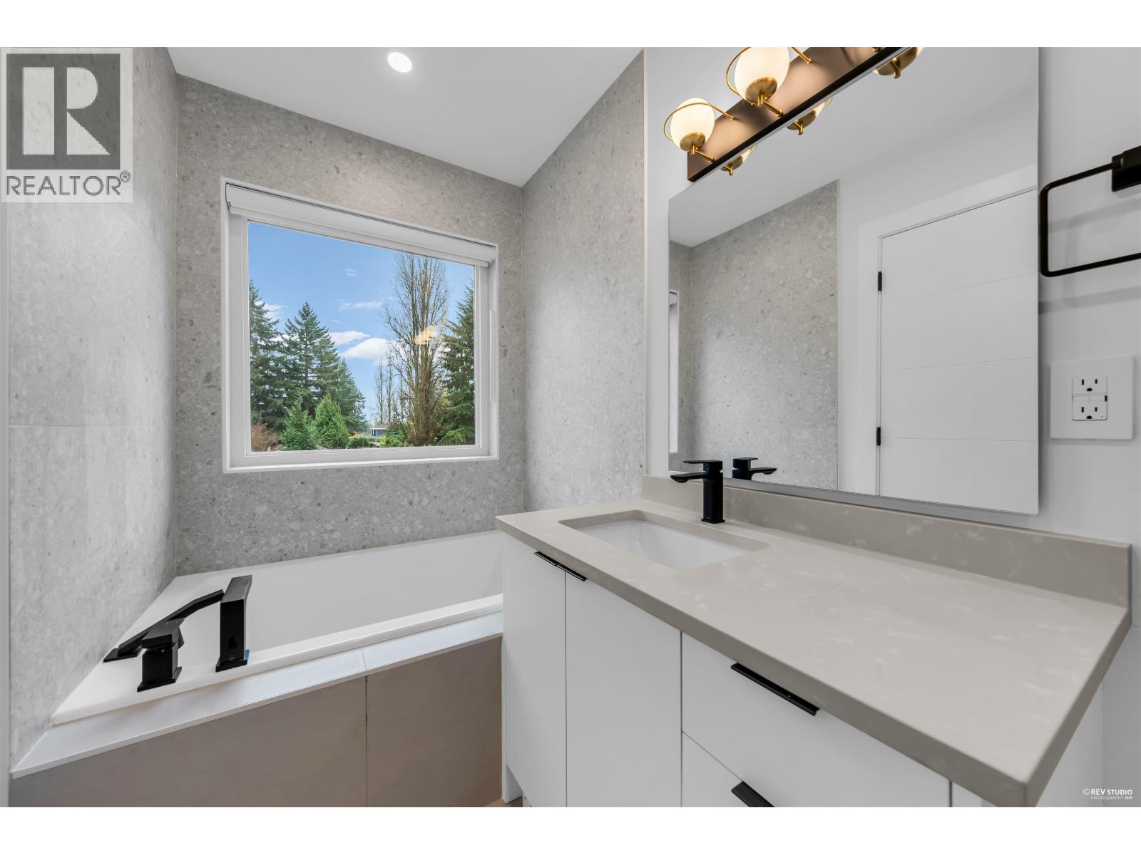 103 706 Smith Avenue, Coquitlam, British Columbia  V3J 2W7 - Photo 29 - R3072486