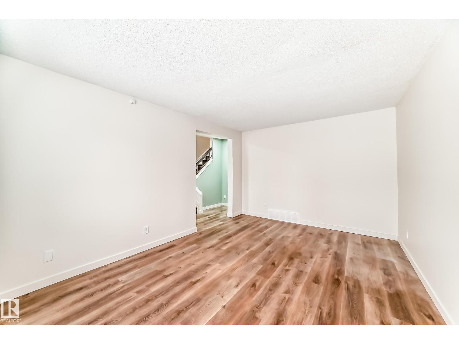 5506 38b Av Nw, Edmonton, Alberta  T6L 1W3 - Photo 18 - E4467612