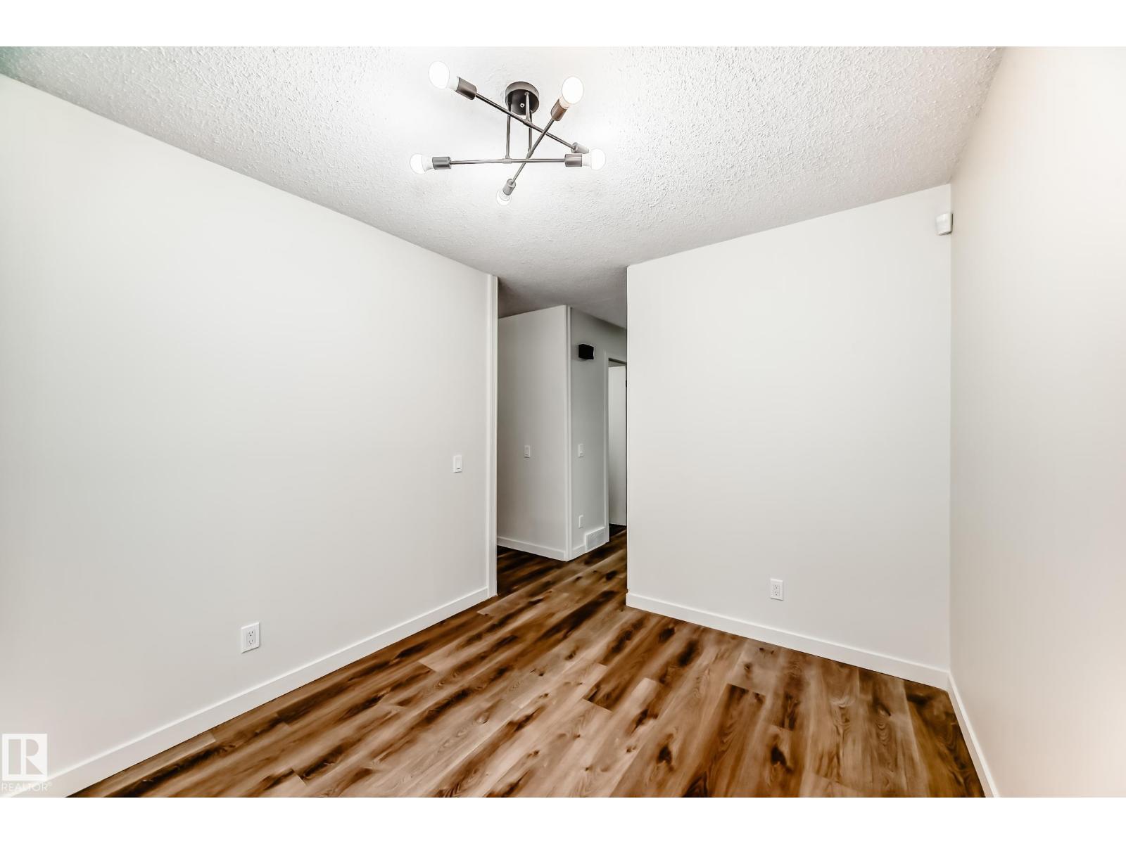 5506 38b Av Nw, Edmonton, Alberta  T6L 1W3 - Photo 27 - E4467612