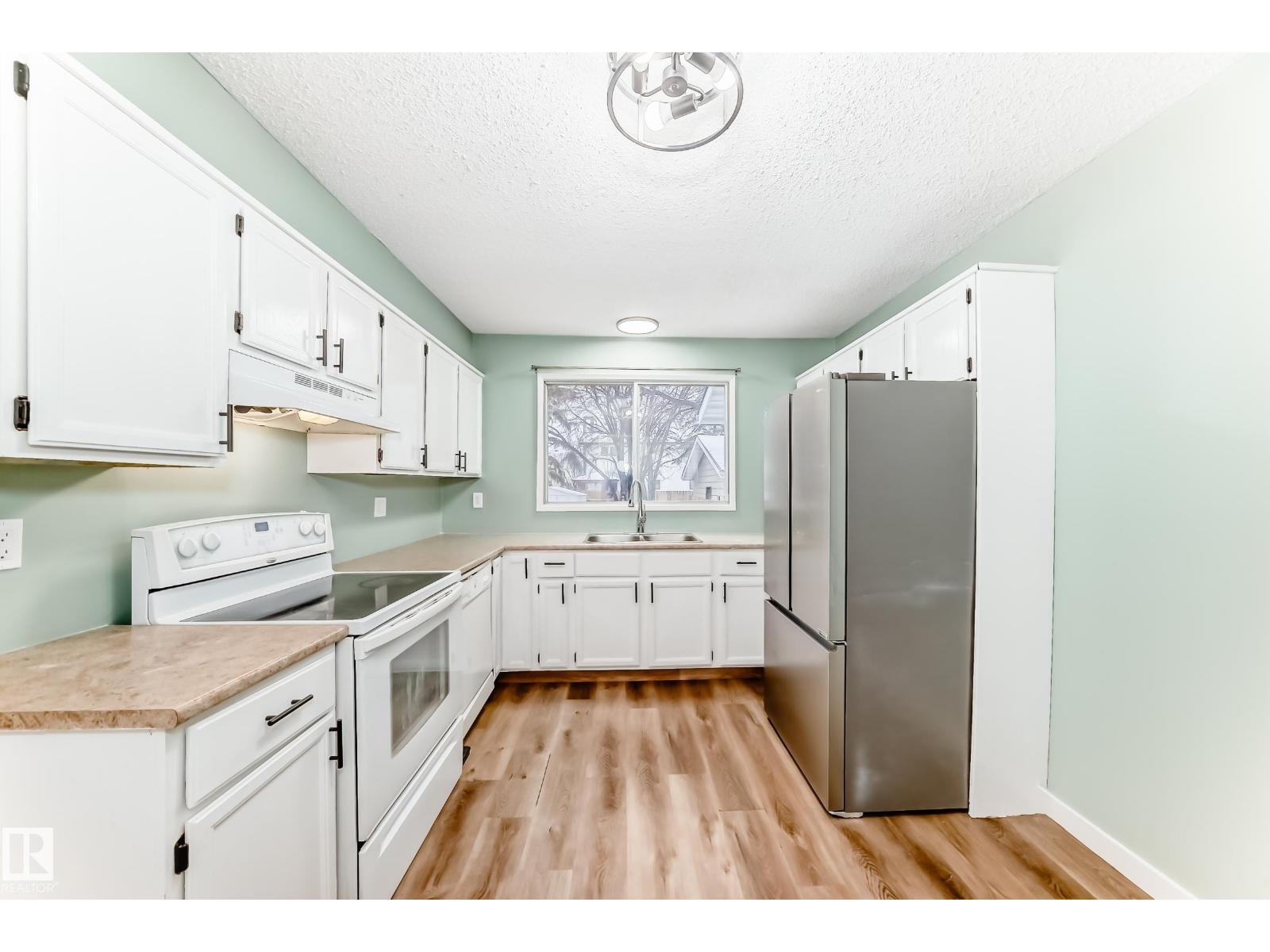 5506 38b Av Nw, Edmonton, Alberta  T6L 1W3 - Photo 9 - E4467612