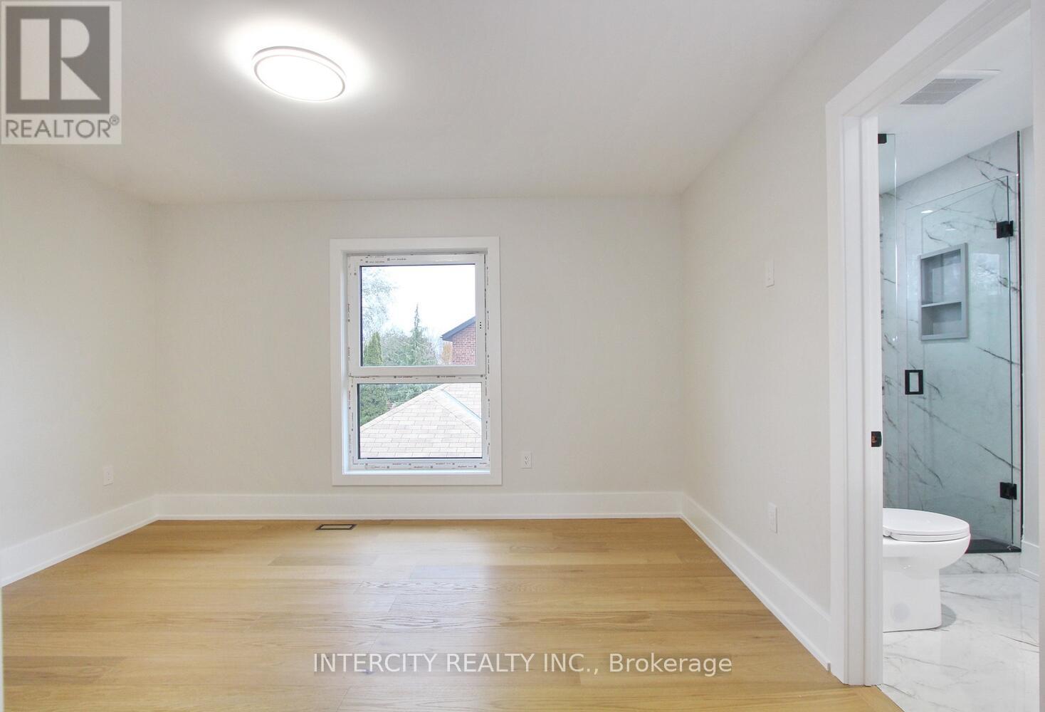 38 Murrie Street, Toronto, Ontario  M8V 1X7 - Photo 28 - W12607274