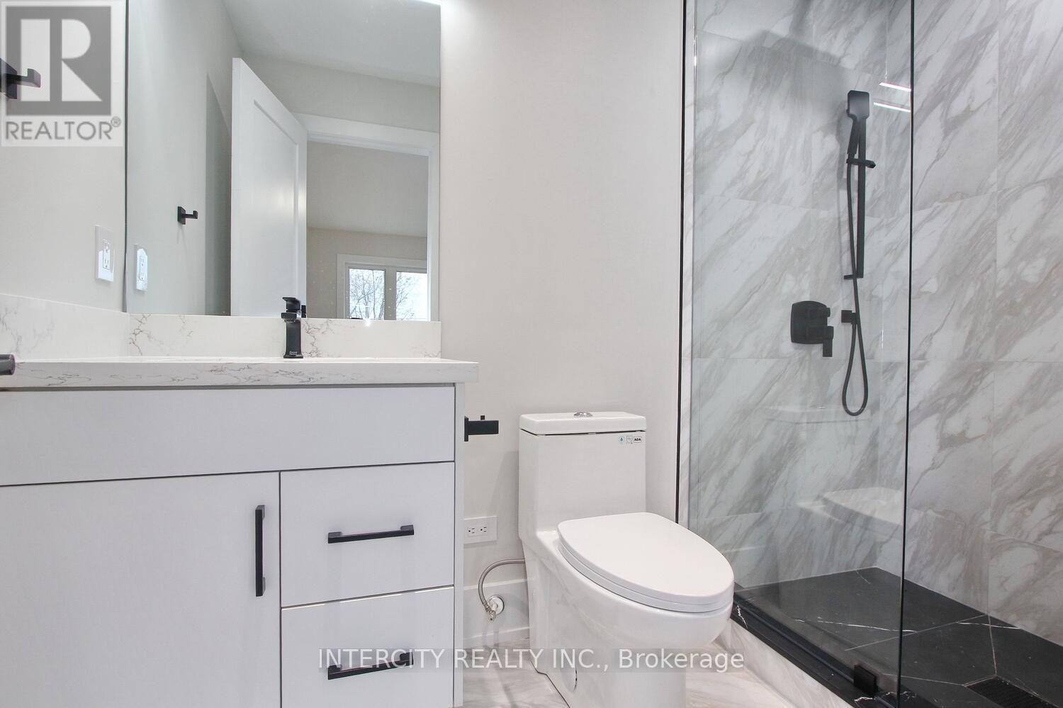 38 Murrie Street, Toronto, Ontario  M8V 1X7 - Photo 35 - W12607274