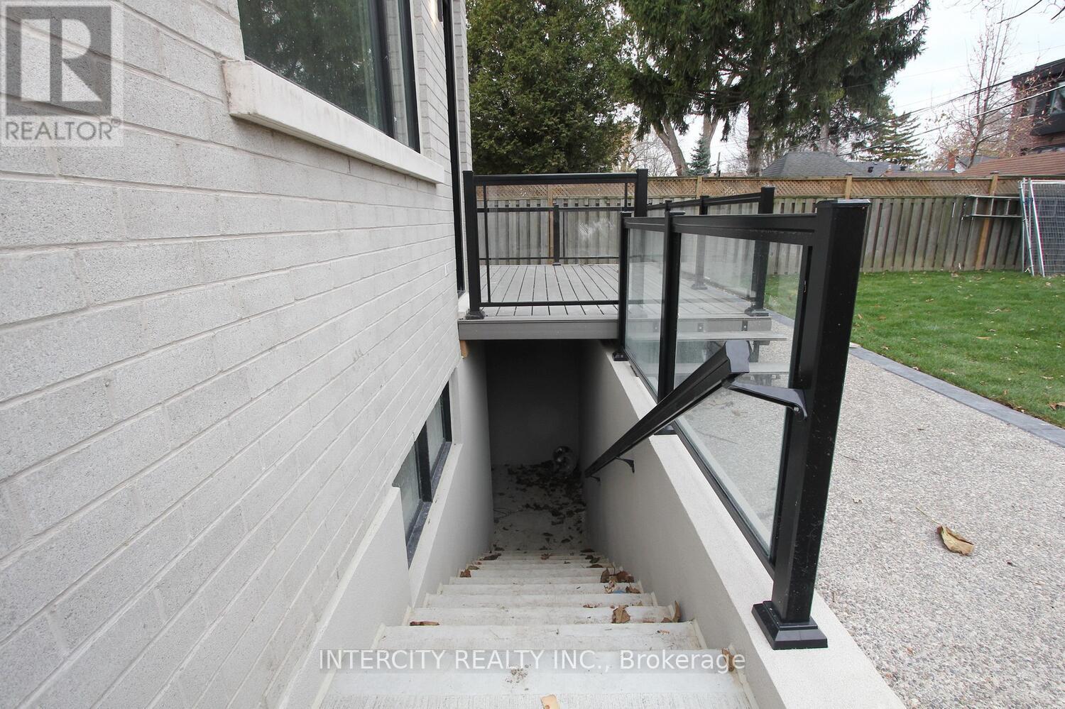 38 Murrie Street, Toronto, Ontario  M8V 1X7 - Photo 48 - W12607274