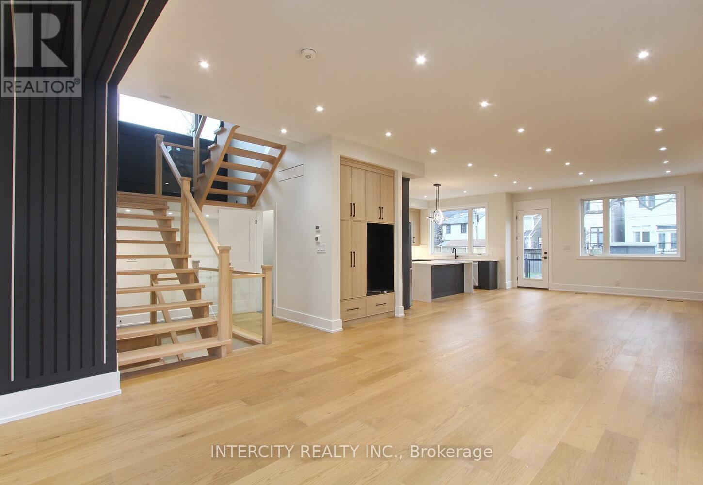 38 Murrie Street, Toronto, Ontario  M8V 1X7 - Photo 6 - W12607274