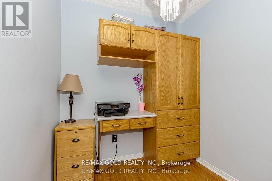 139 Chipmunk Crescent, Brampton, Ontario  L6R 1B7 - Photo 15 - W12607312