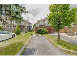 139 CHIPMUNK CRESCENT, Brampton, Ontario