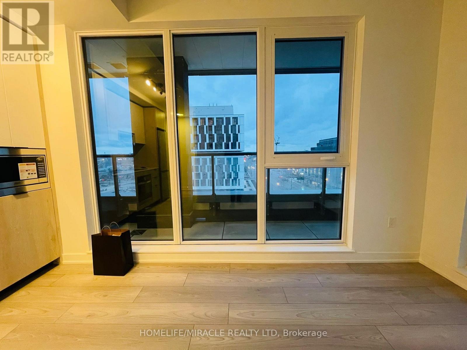 628 - 1007 The Queensway, Toronto, Ontario  M8Z 0H4 - Photo 2 - W12607328