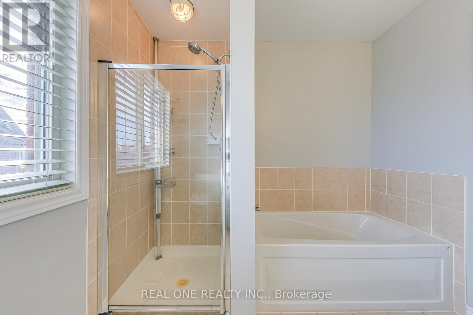 1126 Tupper Drive, Milton, Ontario  L9T 0A8 - Photo 18 - W12607338