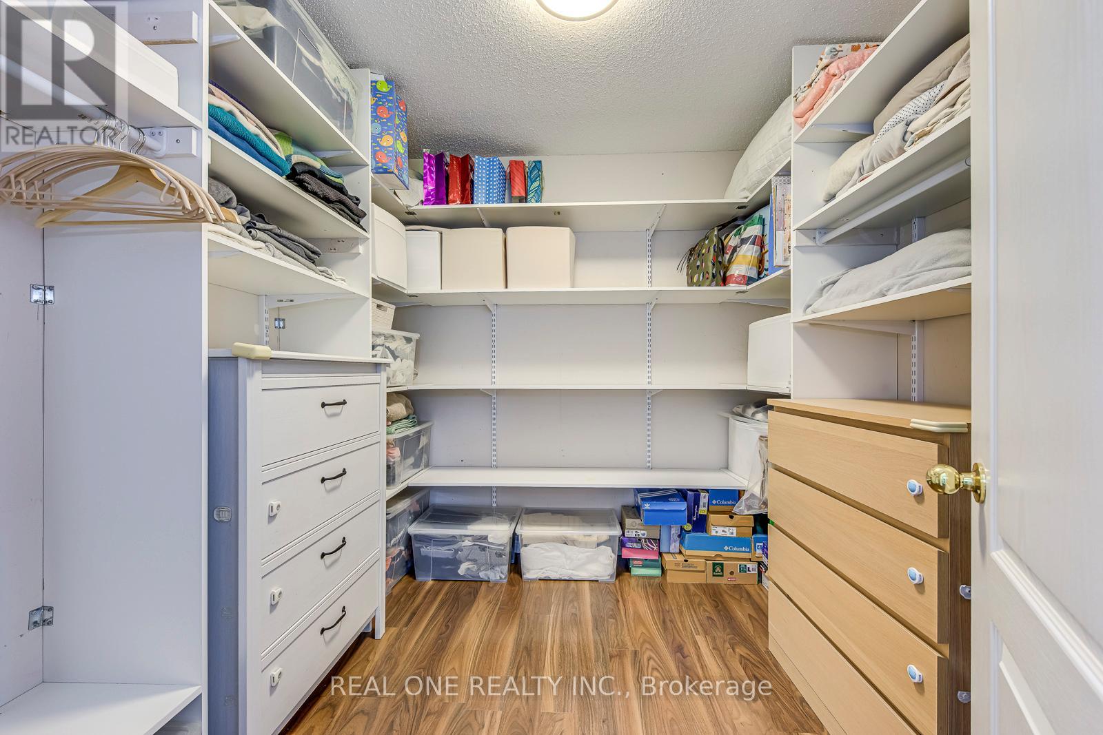 1126 Tupper Drive, Milton, Ontario  L9T 0A8 - Photo 19 - W12607338