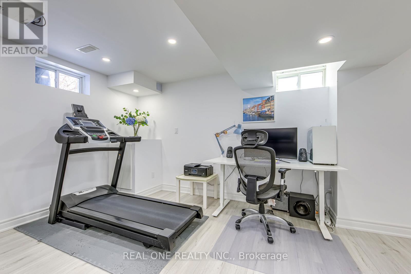 1126 Tupper Drive, Milton, Ontario  L9T 0A8 - Photo 32 - W12607338