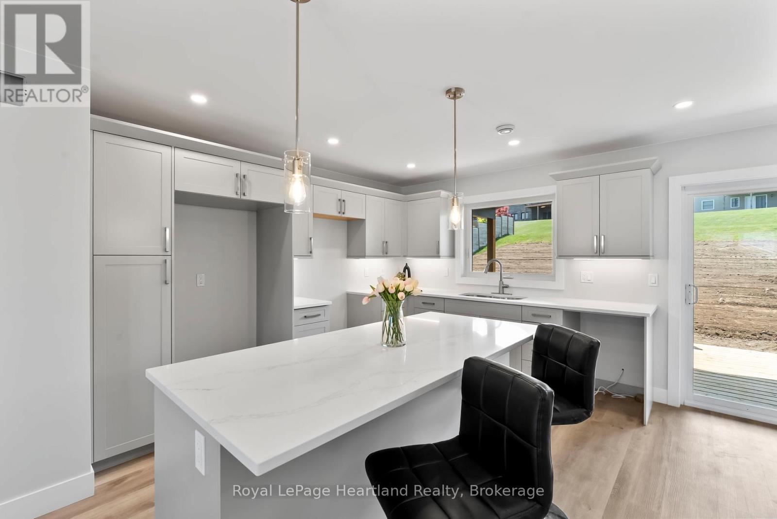 6 Noeckerville Hill Drive, South Bruce, Ontario  N0G 2J0 - Photo 15 - X12502748