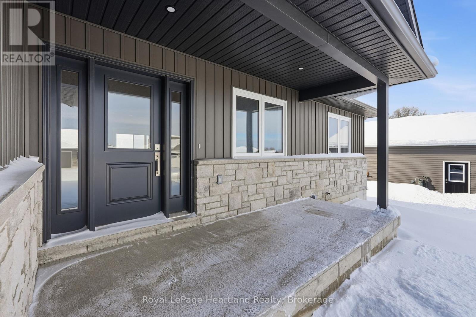 6 Noeckerville Hill Drive, South Bruce, Ontario  N0G 2J0 - Photo 36 - X12502748