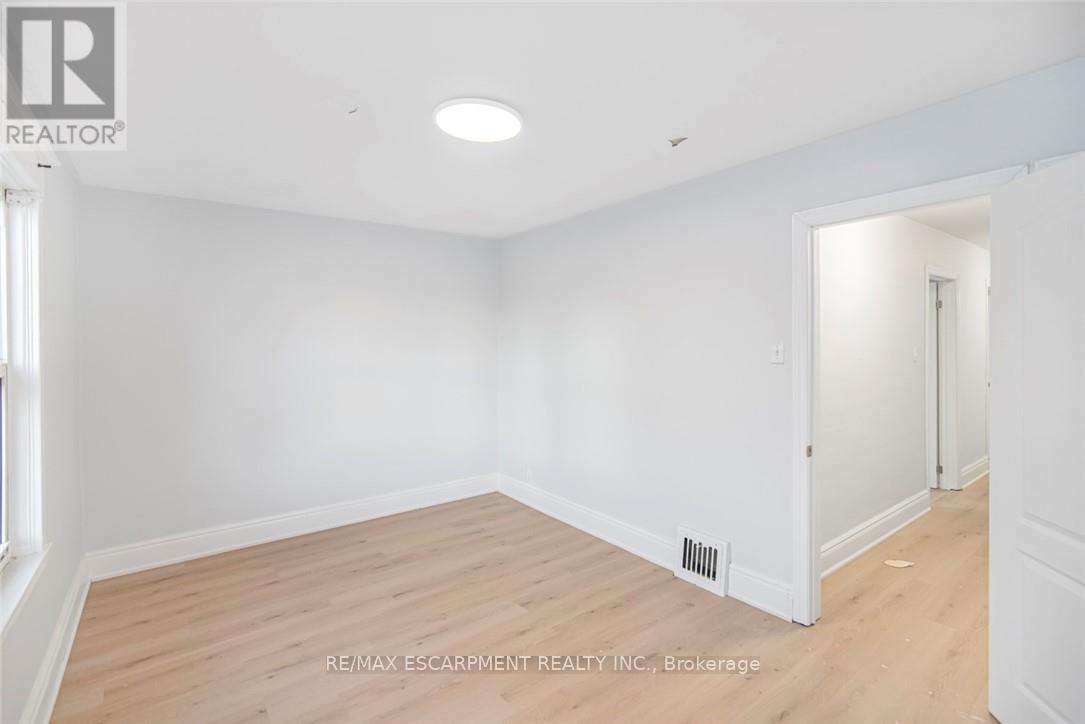 8 Leeds Street, Hamilton, Ontario  L8L 6W8 - Photo 20 - X12607288