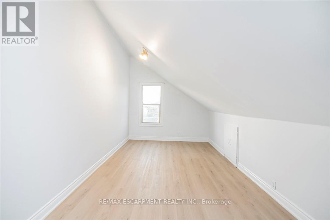 8 Leeds Street, Hamilton, Ontario  L8L 6W8 - Photo 28 - X12607288