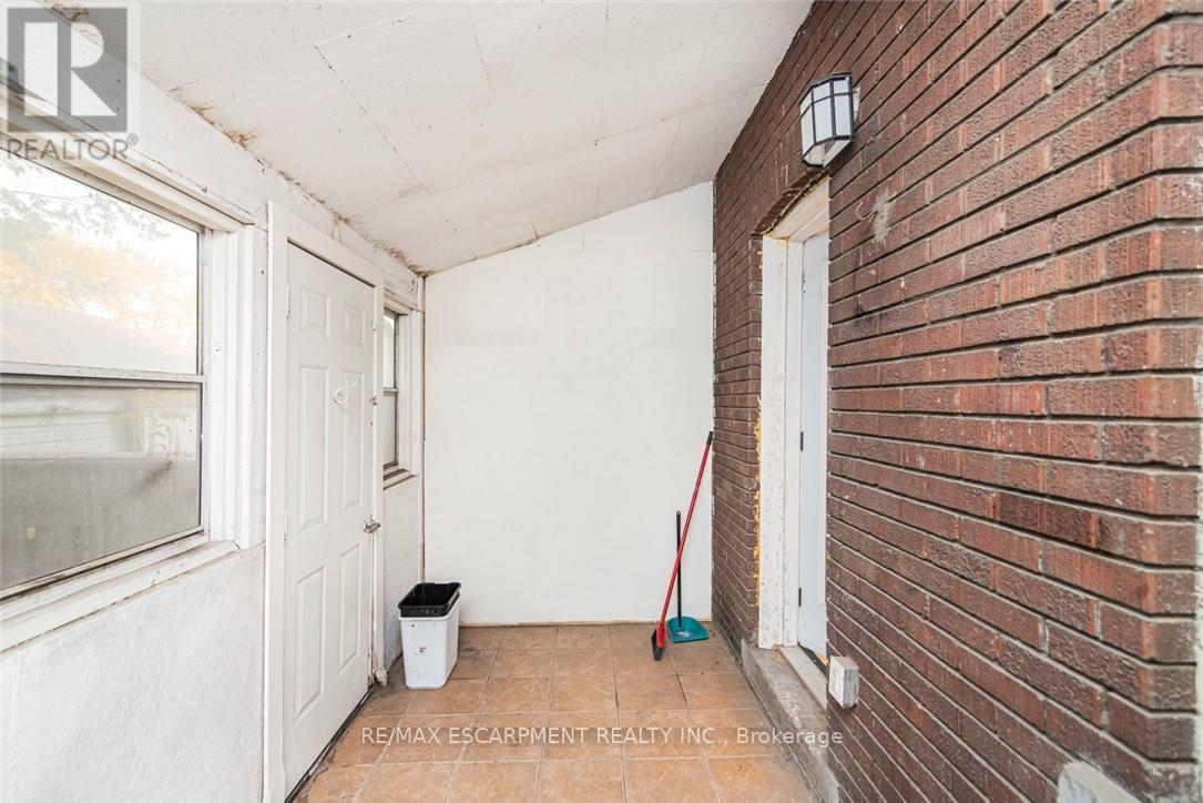 8 Leeds Street, Hamilton, Ontario  L8L 6W8 - Photo 31 - X12607288
