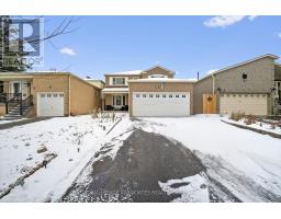 3 MIDDLEPORT CRESCENT, Toronto, Ontario