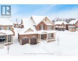 58 SANFORD CIRCLE, Springwater, Ontario