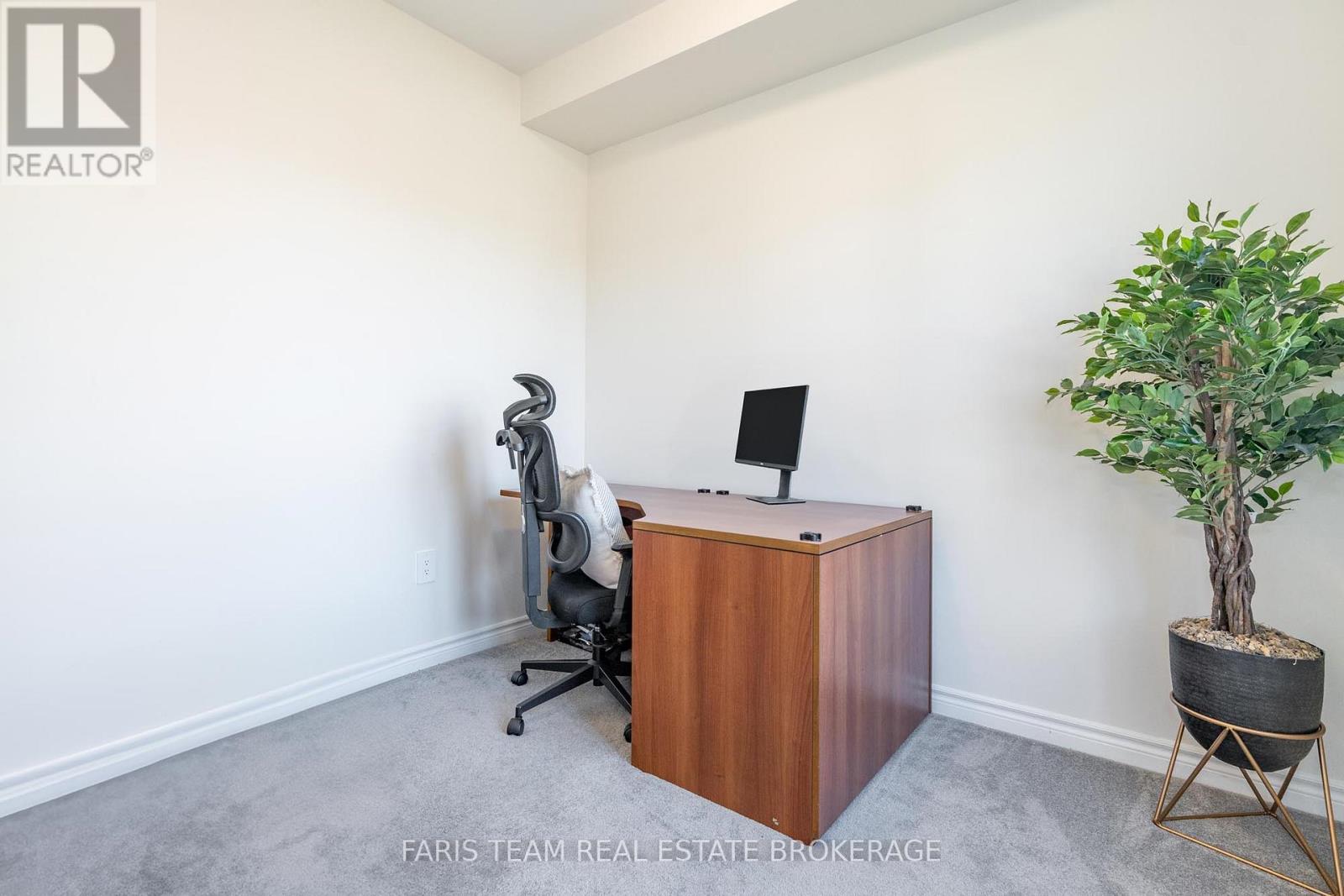 58 Sanford Circle, Springwater, Ontario  L9X 2A9 - Photo 21 - S12496740