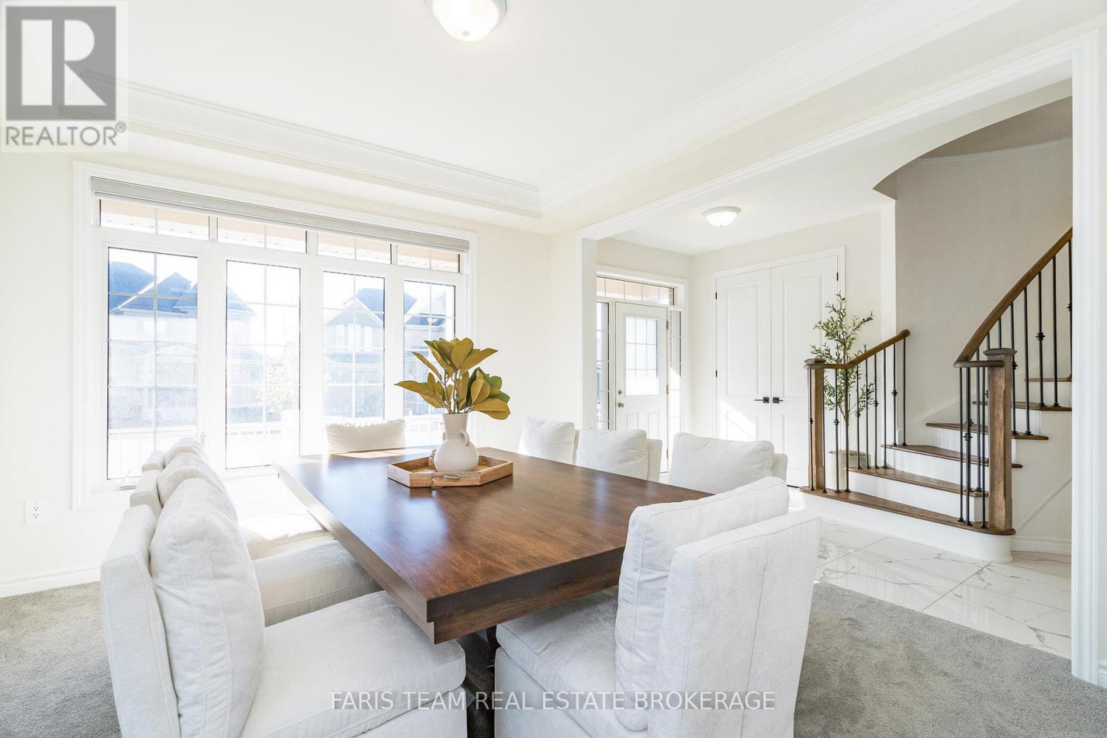 58 Sanford Circle, Springwater, Ontario  L9X 2A9 - Photo 16 - S12496740