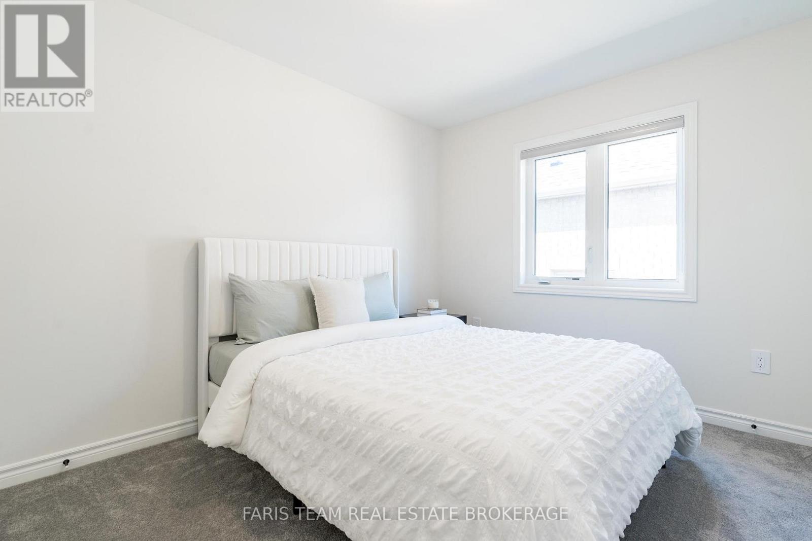 58 Sanford Circle, Springwater, Ontario  L9X 2A9 - Photo 29 - S12496740