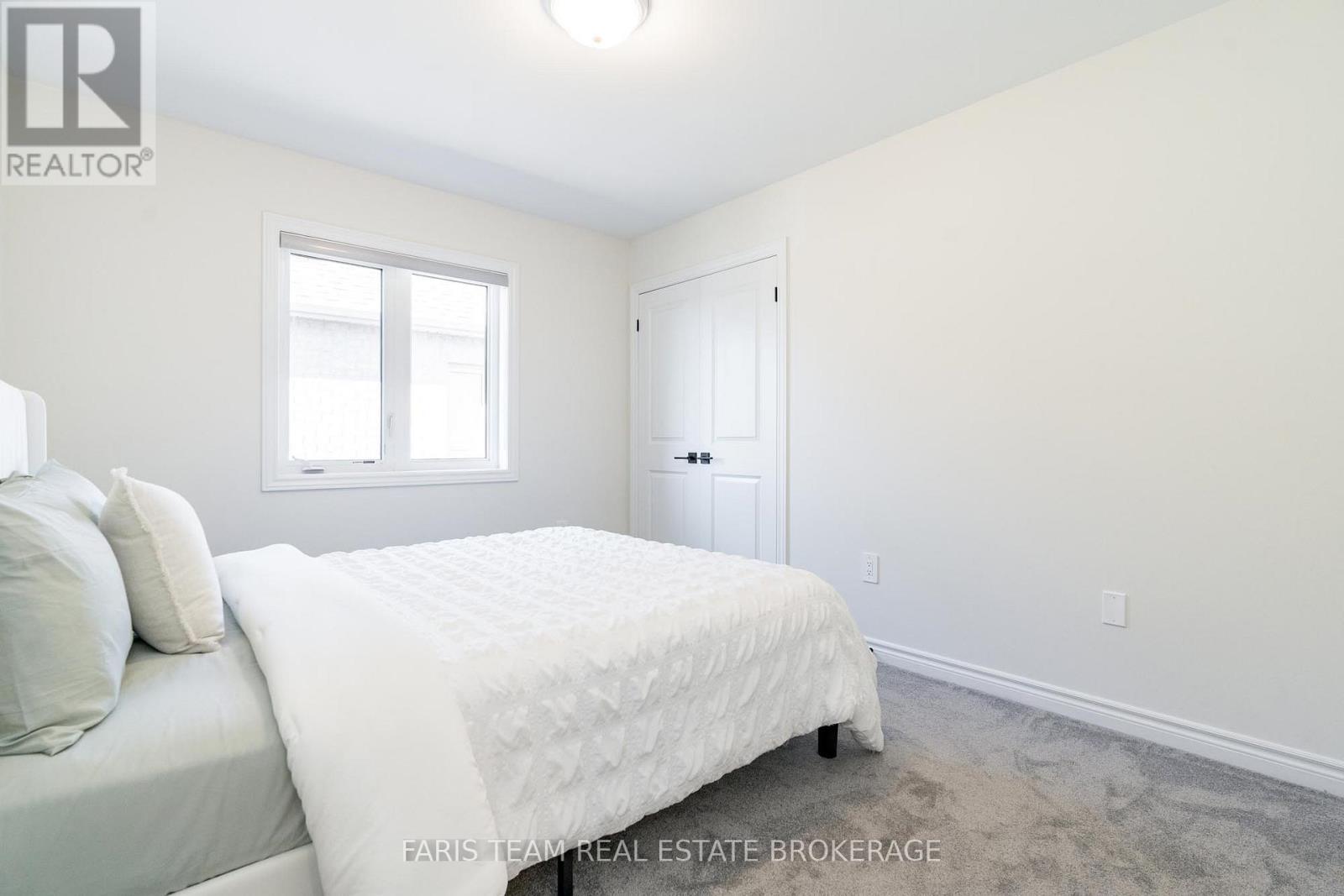 58 Sanford Circle, Springwater, Ontario  L9X 2A9 - Photo 30 - S12496740