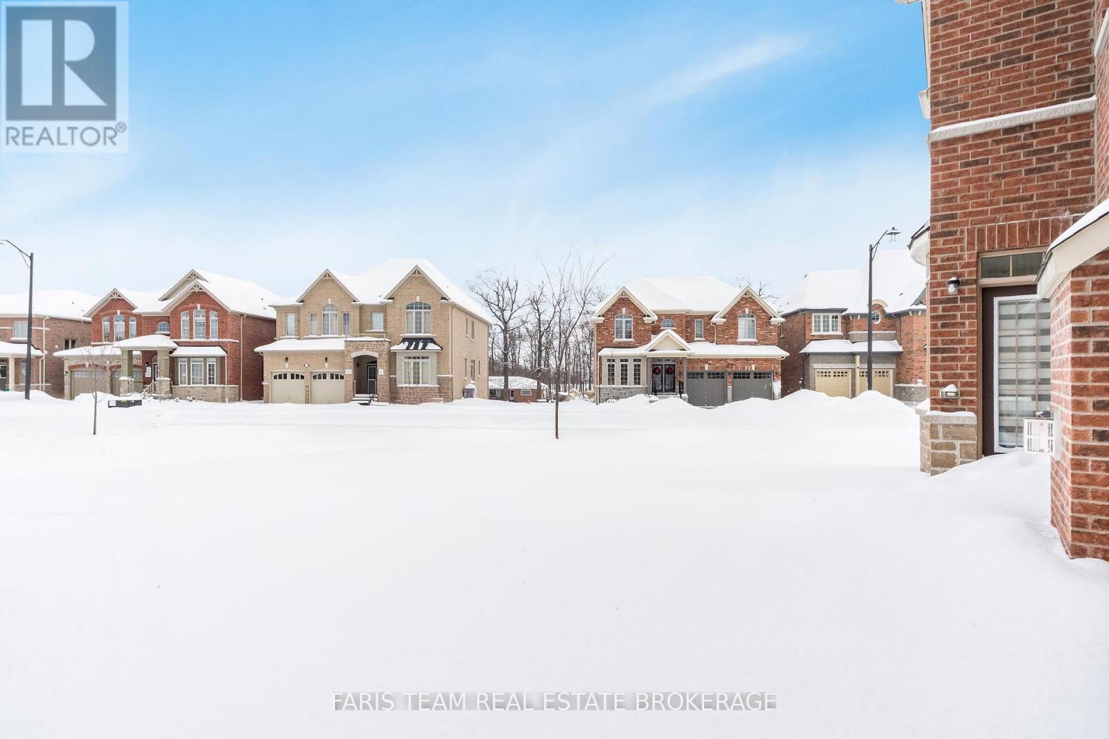 58 Sanford Circle, Springwater, Ontario  L9X 2A9 - Photo 38 - S12496740