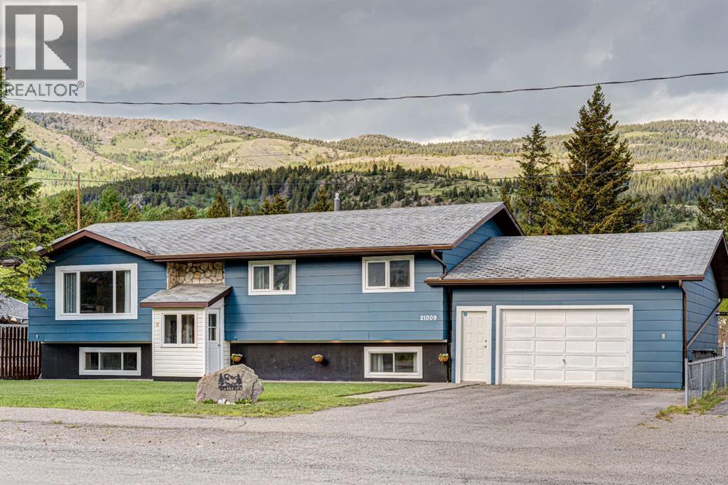 21009 21 Avenue, Bellevue, Alberta