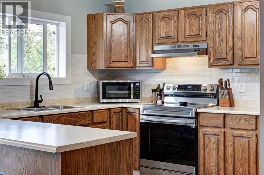 21009 21 Avenue, Bellevue, Alberta  T0K 0C0 - Photo 7 - A2260633