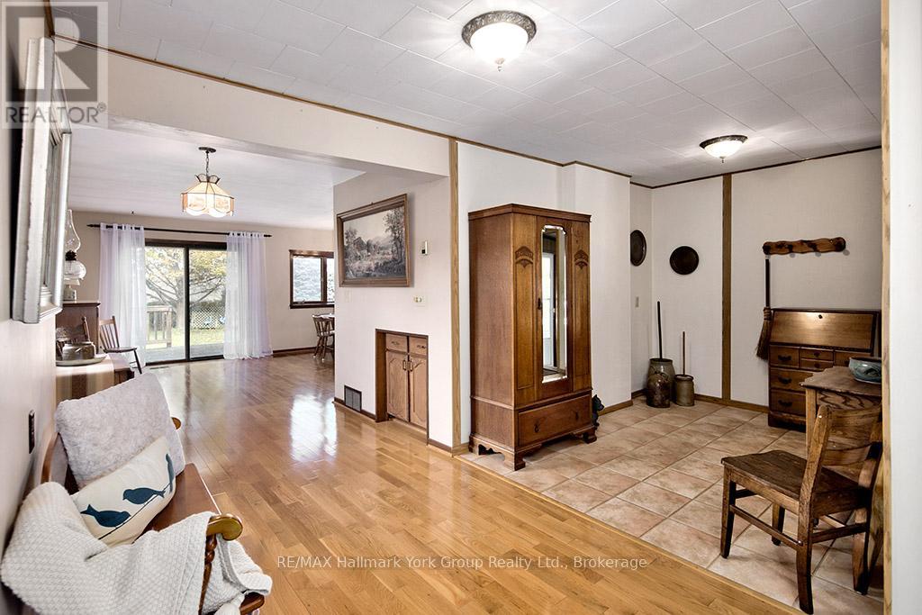 448 Nelson Street W, Meaford, Ontario  N4L 1L3 - Photo 11 - X12573600