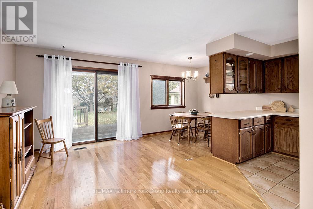 448 Nelson Street W, Meaford, Ontario  N4L 1L3 - Photo 12 - X12573600