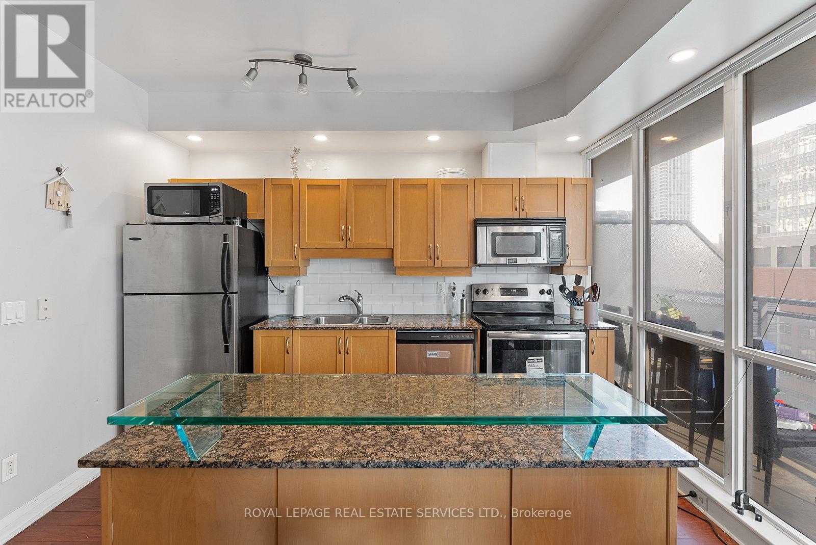 1606 - 220 Victoria Street, Toronto, Ontario  M5B 2R6 - Photo 14 - C12607354